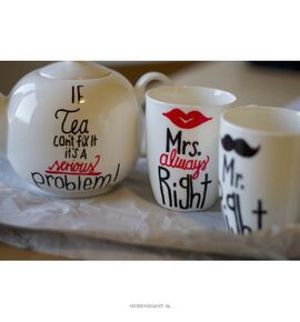 theepot beschilderen met edding porseleinmarker